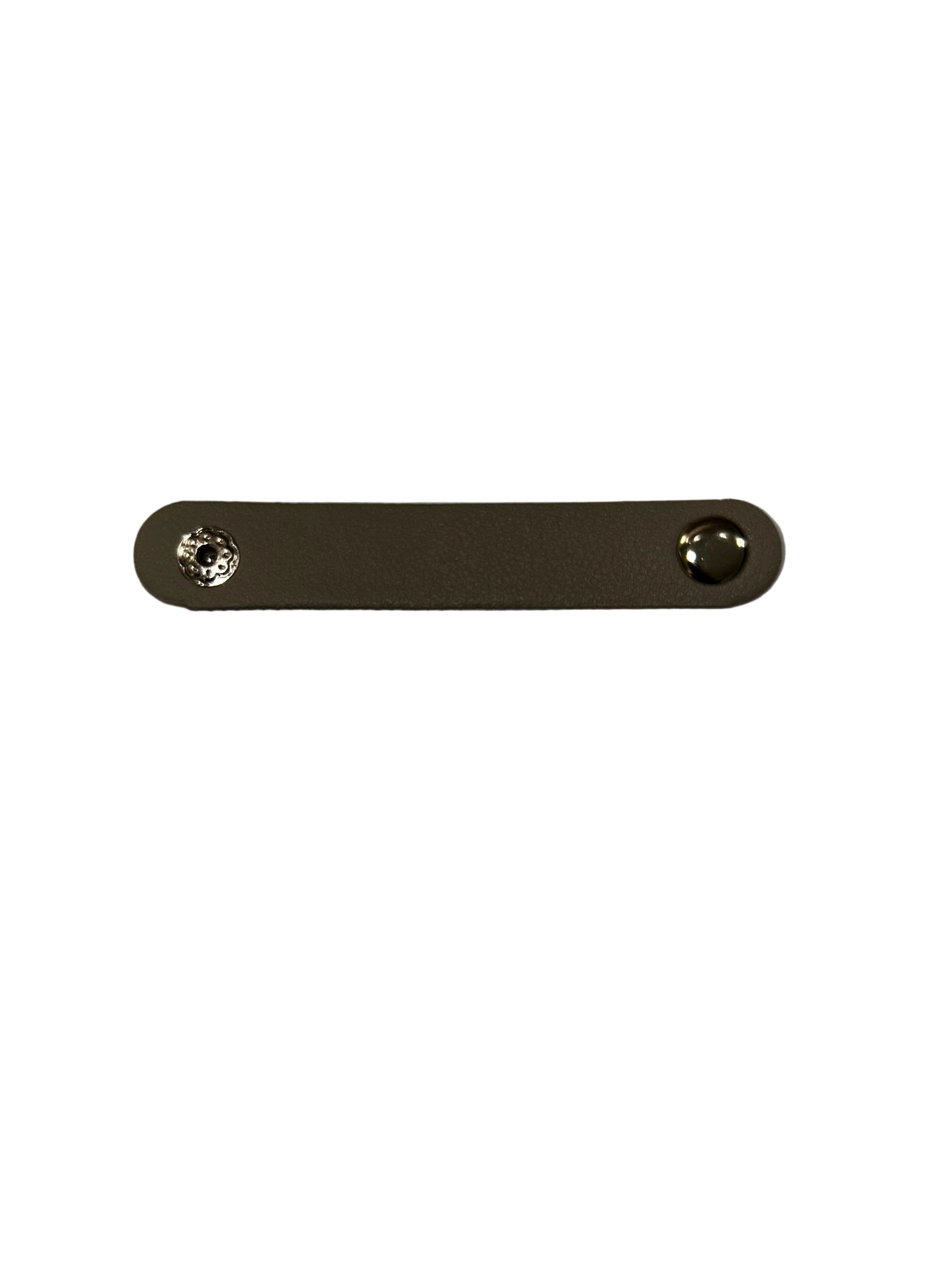 Straight cord organizer