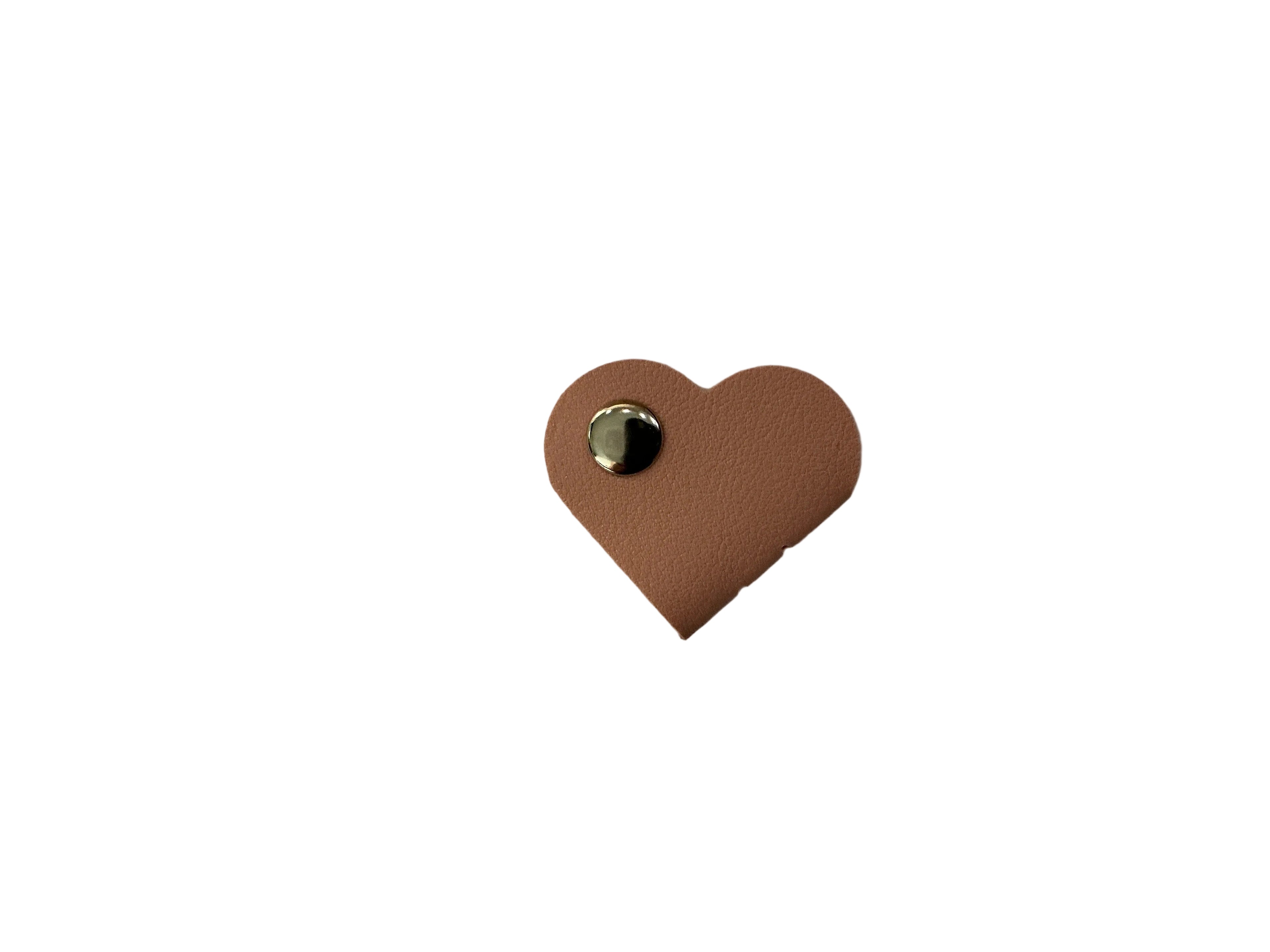 Heart shape cord organizer